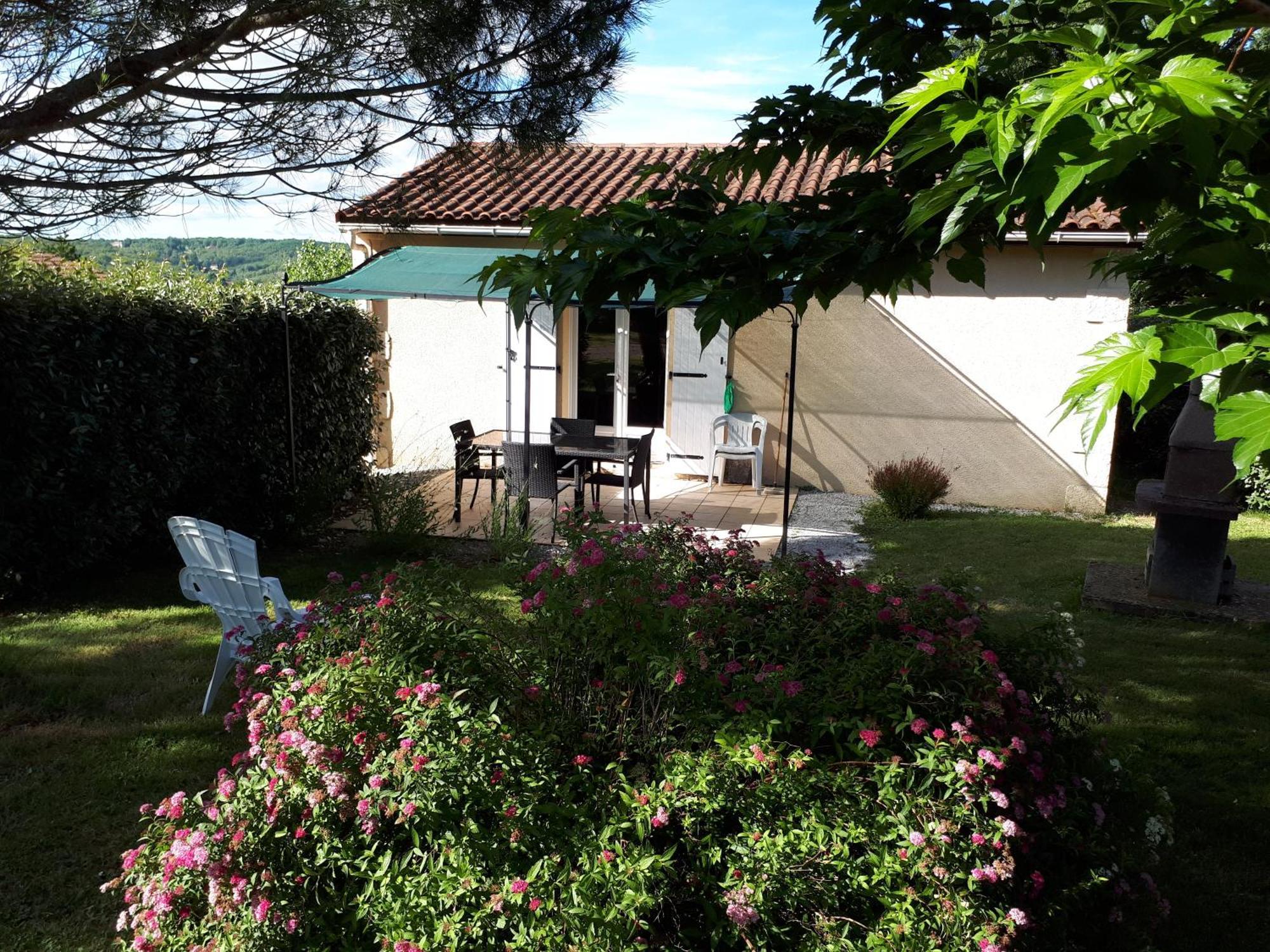 הוילה Salviac Le Hameau Des Cardenals מראה חיצוני תמונה